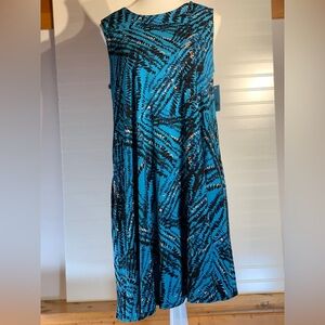 Women’s size large‎ sleeveless dress by A-line Hawaii made has key hole in back
